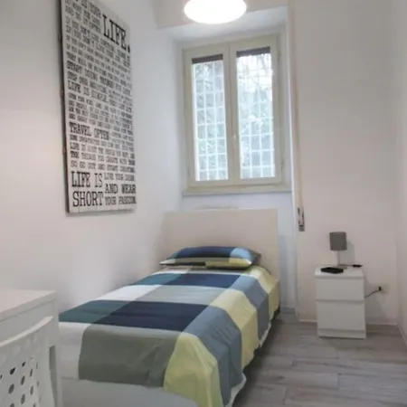 An Italian Story / Entire Apartman Róma